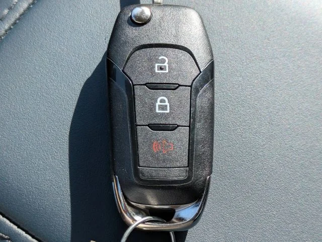 New 2026 Oxford White Ford XL image 26