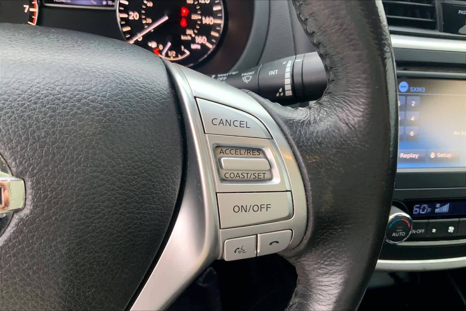 Used 2016 Brilliant Silver Nissan 2.5 SV image 25