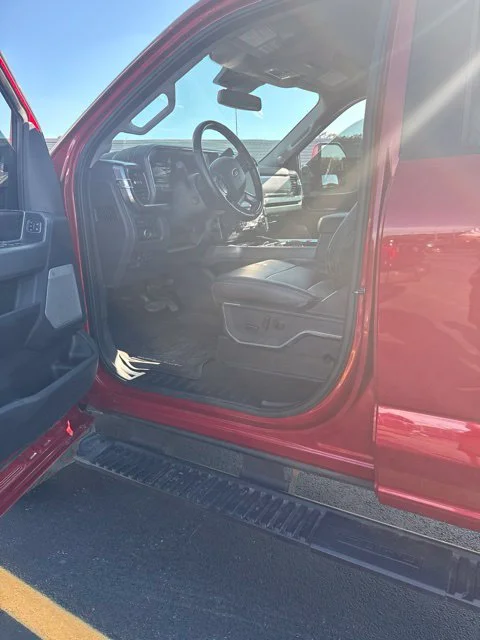 Used 2023 Red Metallic Ford Lariat image 9