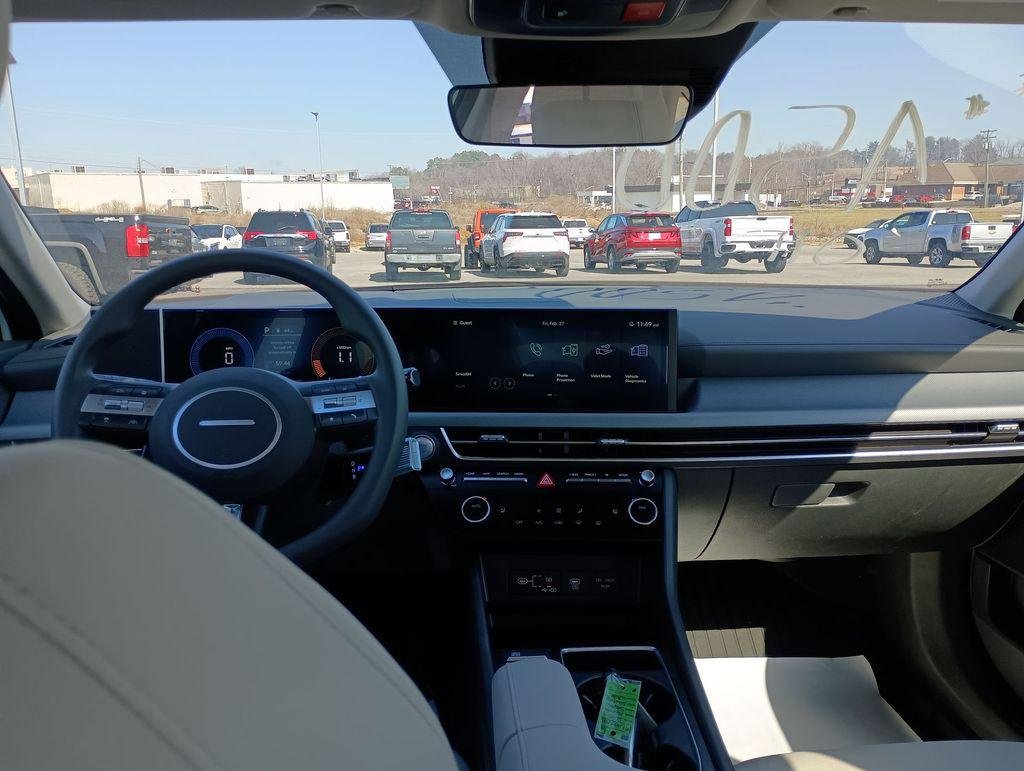 2025 Hyundai Sonata SEL - Photo 10