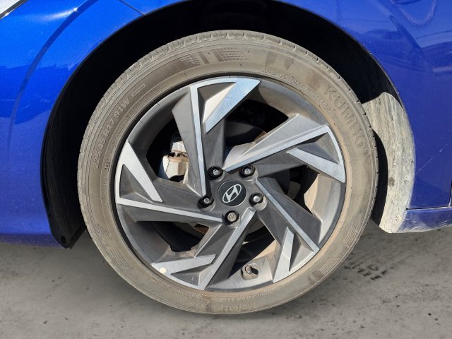 Certified Used 2024 Blue Hyundai SEL image 2