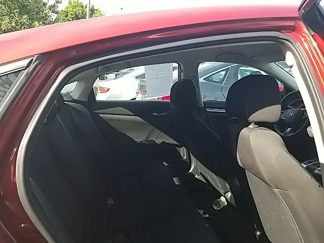 Used 2019 Red Honda LX image 27