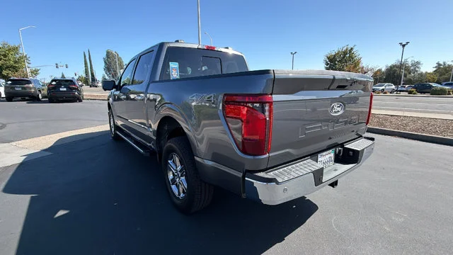 Used 2025 Gray Ford XLT image 6