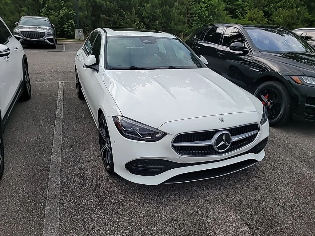 2025 Mercedes-Benz C-Class C 300's photo