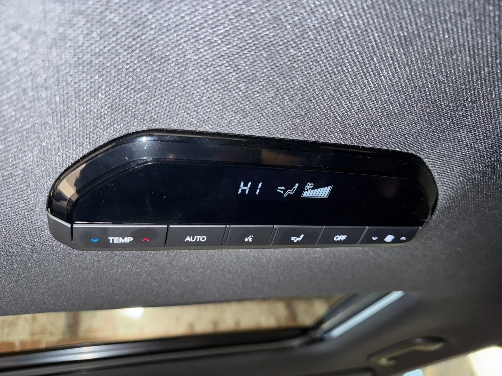 New 2027 Black Jade Green Kia X-Line SX image 29