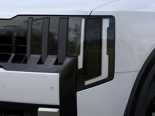 New 2027 Glacial White Pearl Kia LX image 10