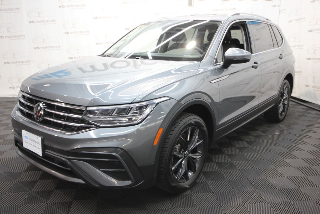 Used 2024 Gray Volkswagen 2.0T SE image 1
