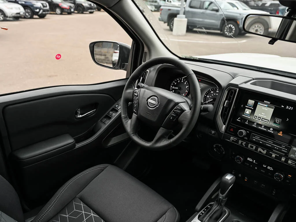 2026 Nissan Frontier SV - Photo 12