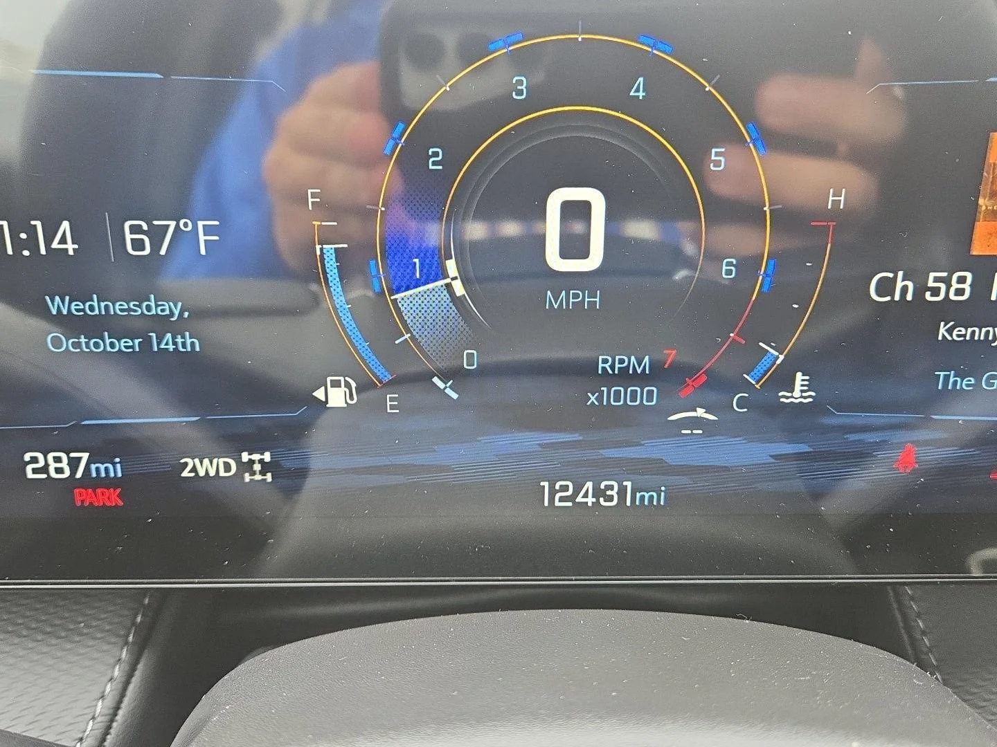 Used 2025 Summit White Chevrolet AWD LT image 6