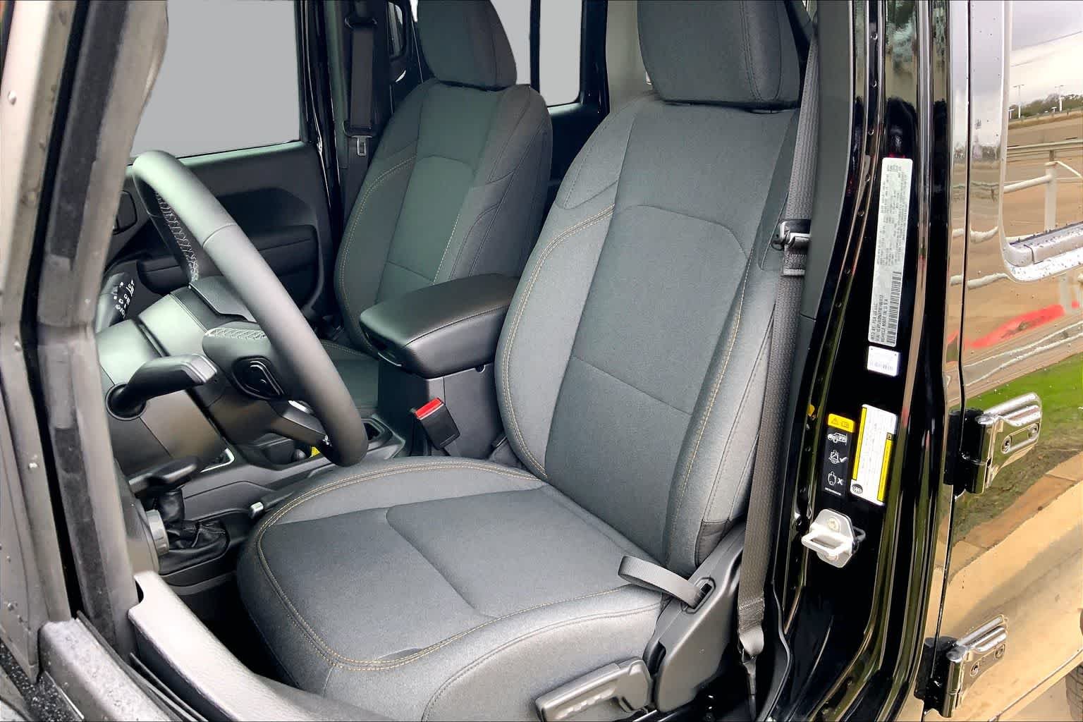 New 2026 Black Clearcoat Jeep Sport S image 9