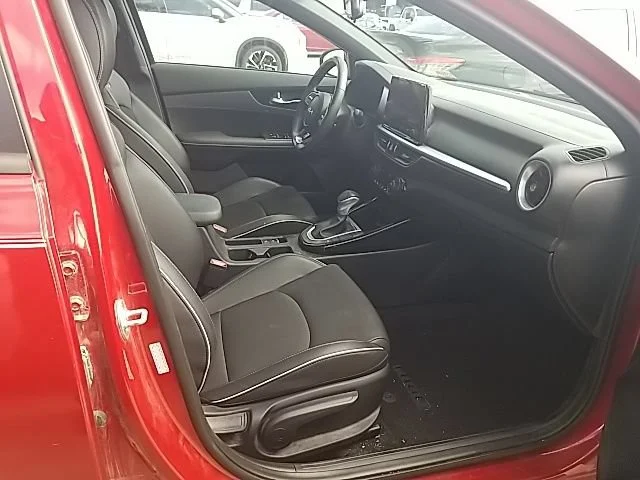 Used 2024  Kia GT-Line image 28