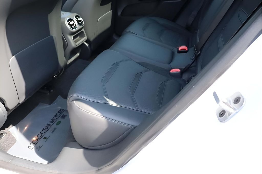 2025 Mercedes-Benz GLC AMG GLC63 S - Photo 41