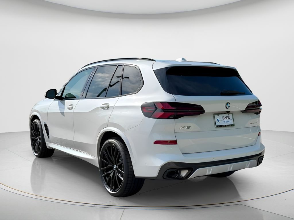 New 2026 Mineral White Metallic BMW xDrive40i image 7