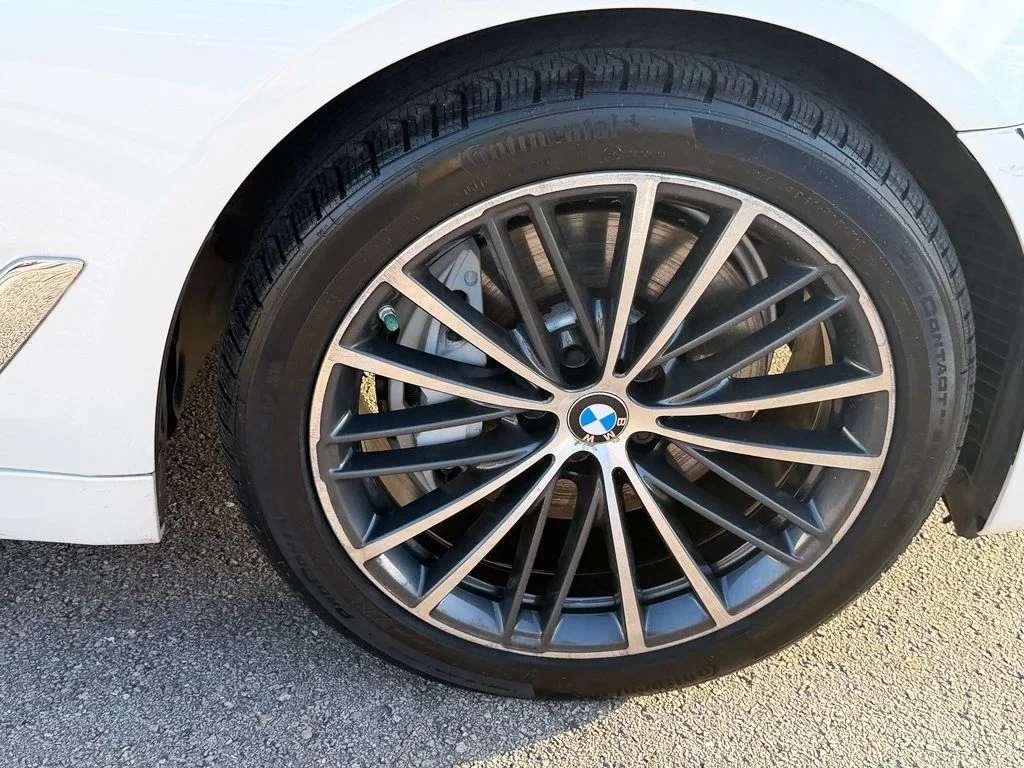 Used 2021 Mineral White Metallic BMW 540i image 19