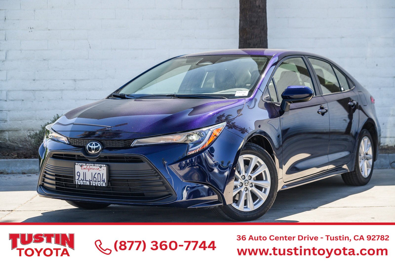 Used 2024  Toyota LE image 1