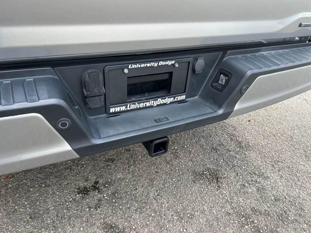 Used 2022 Silver Ford XLT image 19