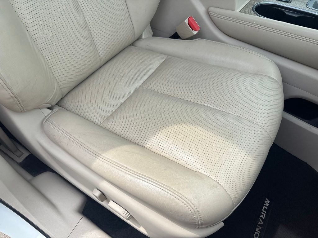 Used 2019 Pearl White Tricoat Nissan SL image 27