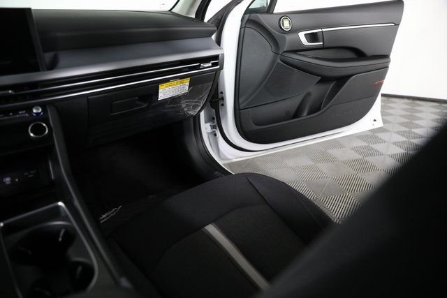 2025 Hyundai Sonata Hybrid SEL - Photo 20