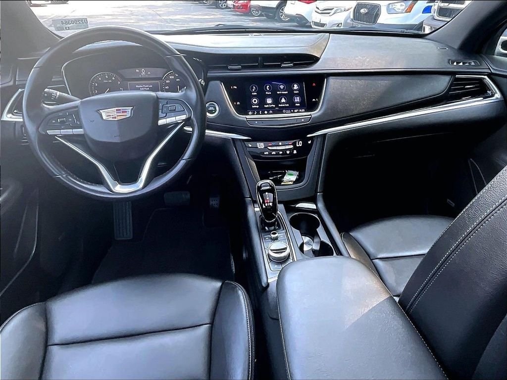 Used 2024 Black Cadillac Luxury image 21