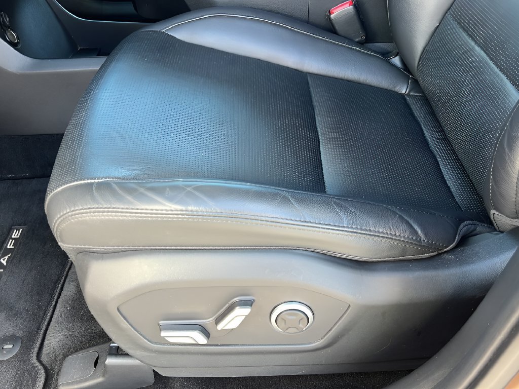 Used 2024  Hyundai Limited image 16