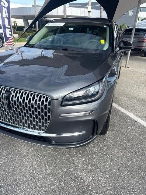Certified Used 2024 Gray Metallic Lincoln Premiere image 4