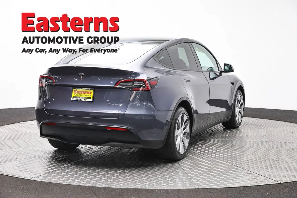 Used 2021 Silver Tesla Long Range image 5