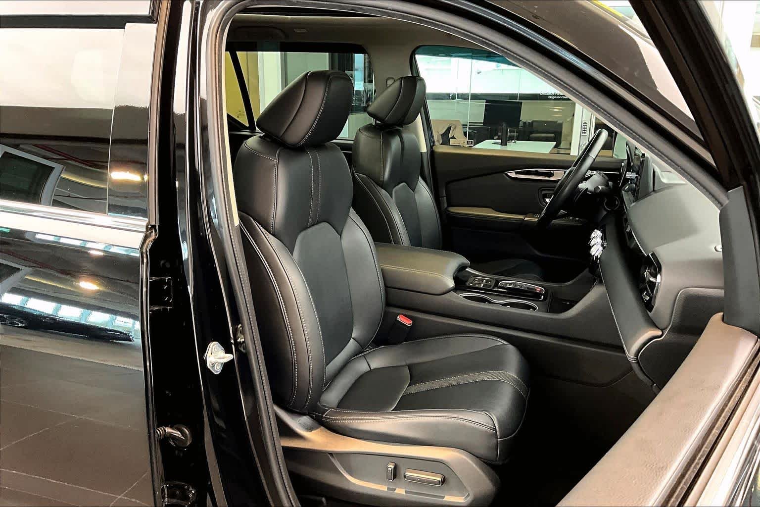 2024 Honda Pilot Touring - Photo 17