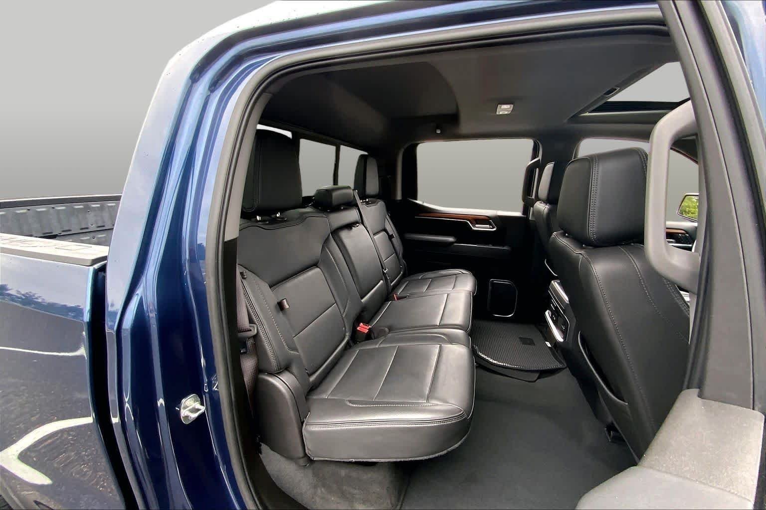 Used 2022 Pacific Blue Metallic GMC Denali image 19