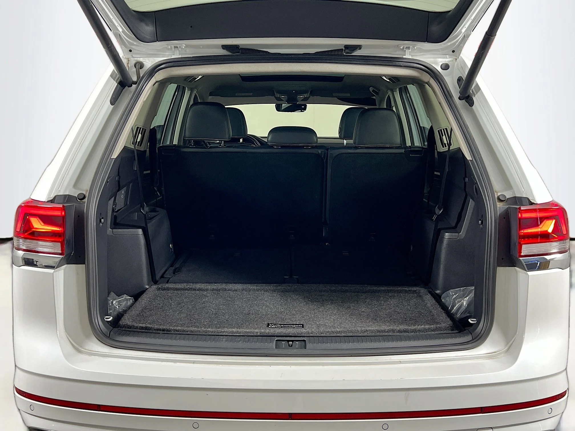 2022 Volkswagen Atlas SEL Premium R-Line - Photo 27