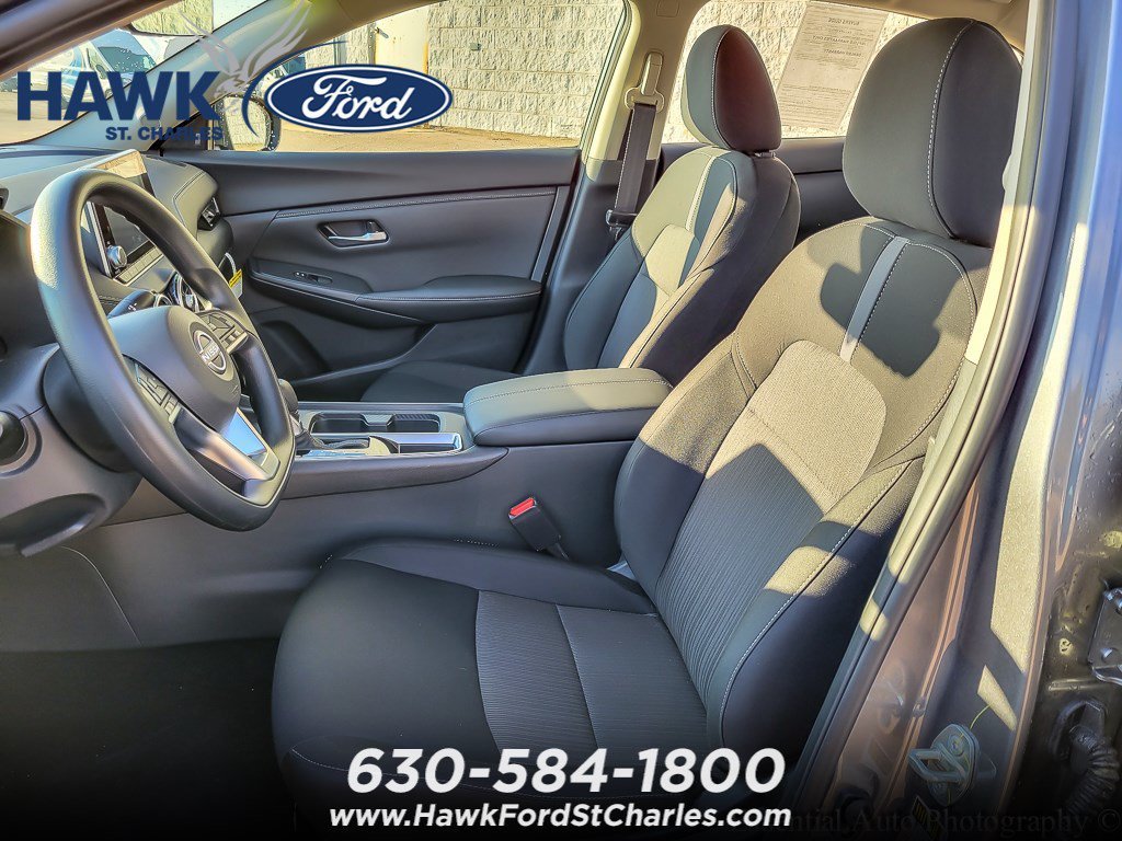 Used 2025 Gun Metallic Nissan SV image 8