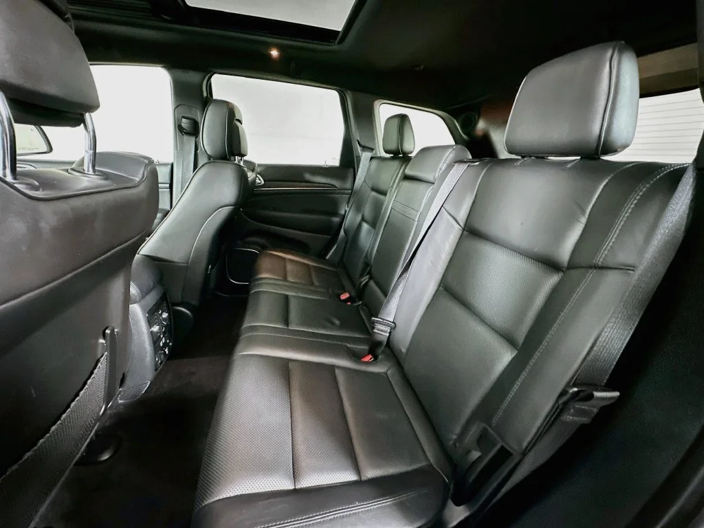Used 2018 Bright White Clearcoat Jeep High Altitude image 24
