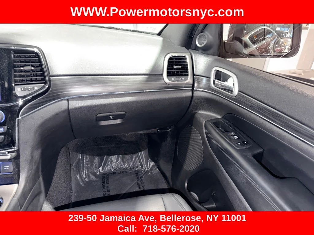 Used 2019 Red Jeep Limited image 26
