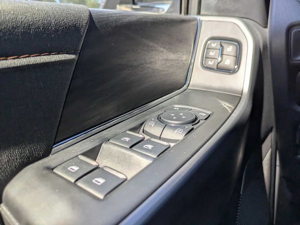 New 2026 Marsh Gray Ford Lariat image 29