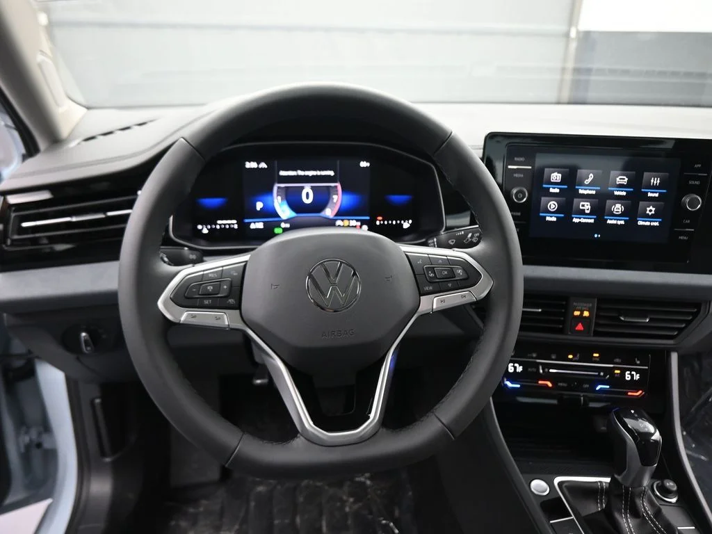 2026 Volkswagen Jetta SE - Photo 36