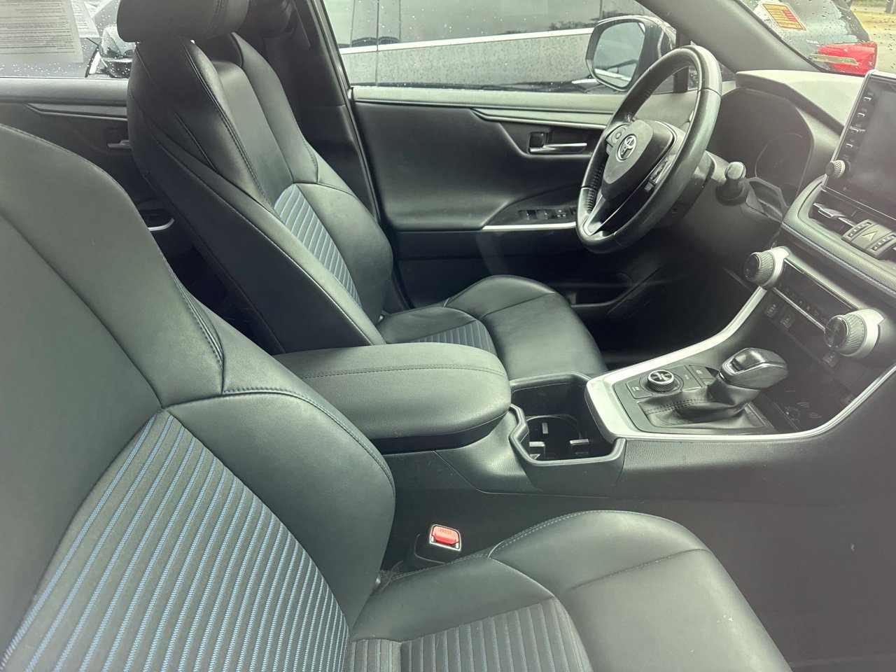 Used 2022 Silver Toyota XSE image 6