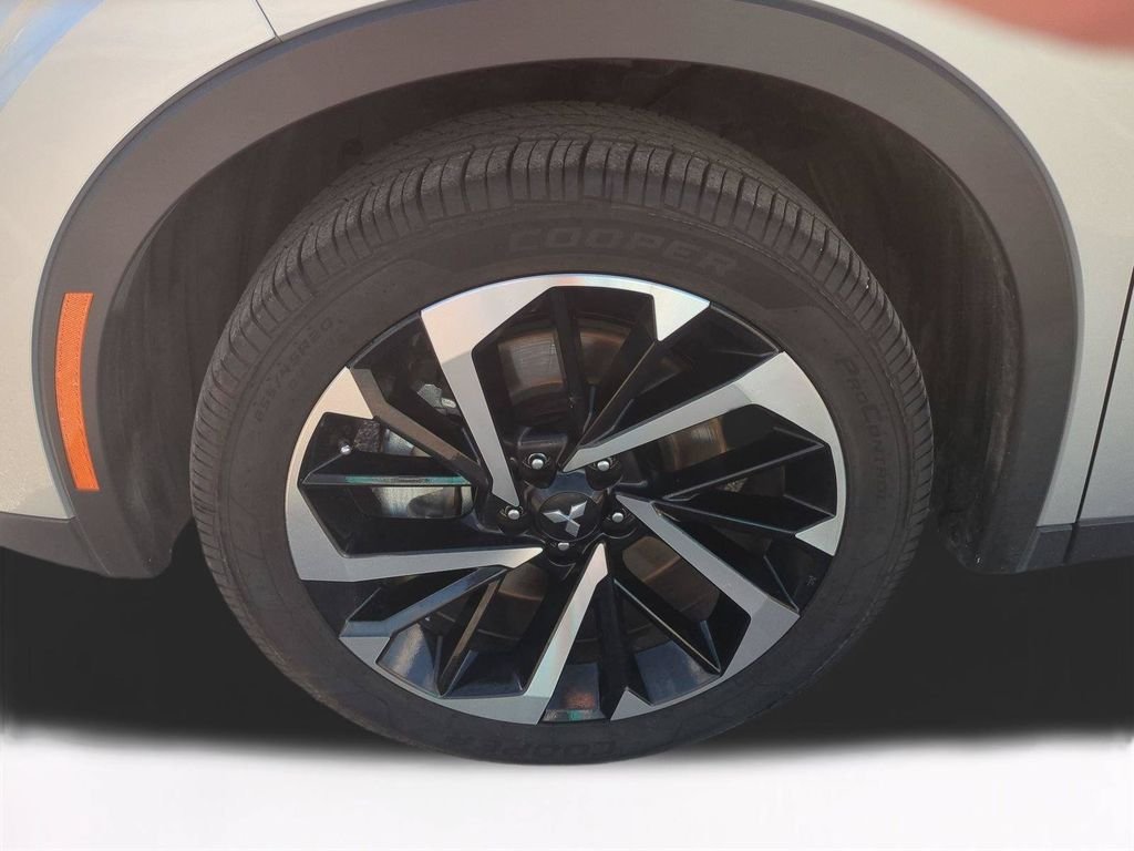 2024 Mitsubishi Outlander SE Black Edition - Photo 11