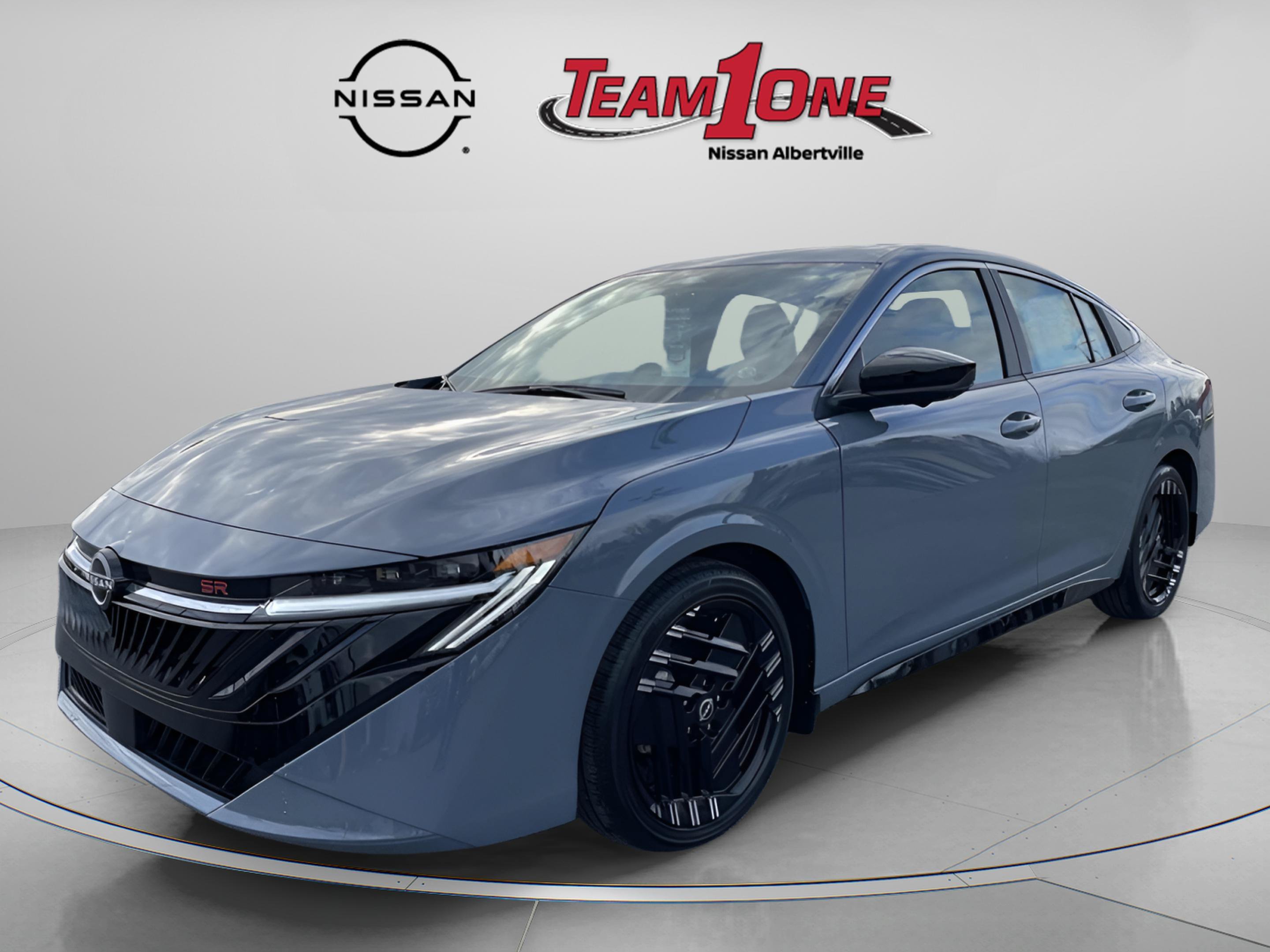 2026 Nissan Sentra SR - Photo 3