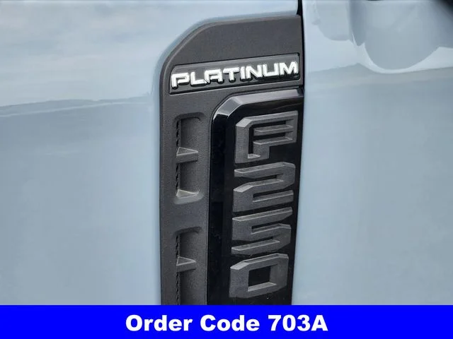 2026 Ford F-250 Super Duty Platinum - Photo 11