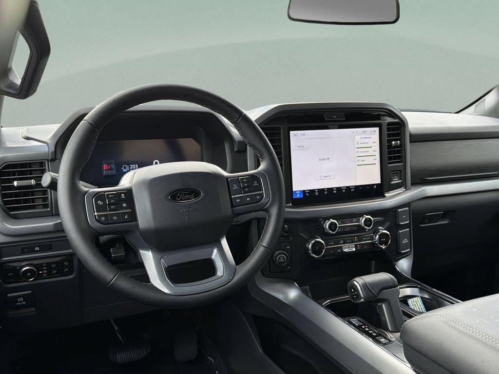New 2025 White Ford XLT image 32