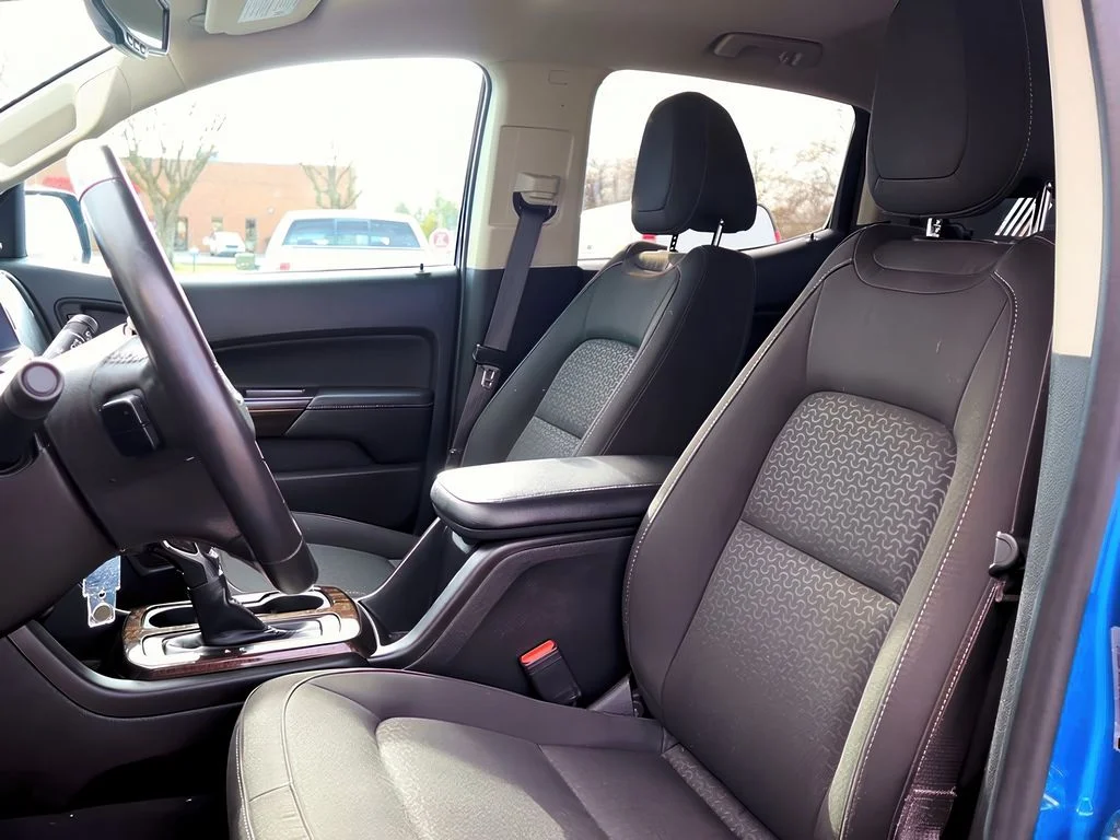 Photo 12