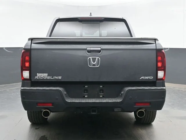 Used 2022 Crystal Black Pearl Honda RTL-E image 9