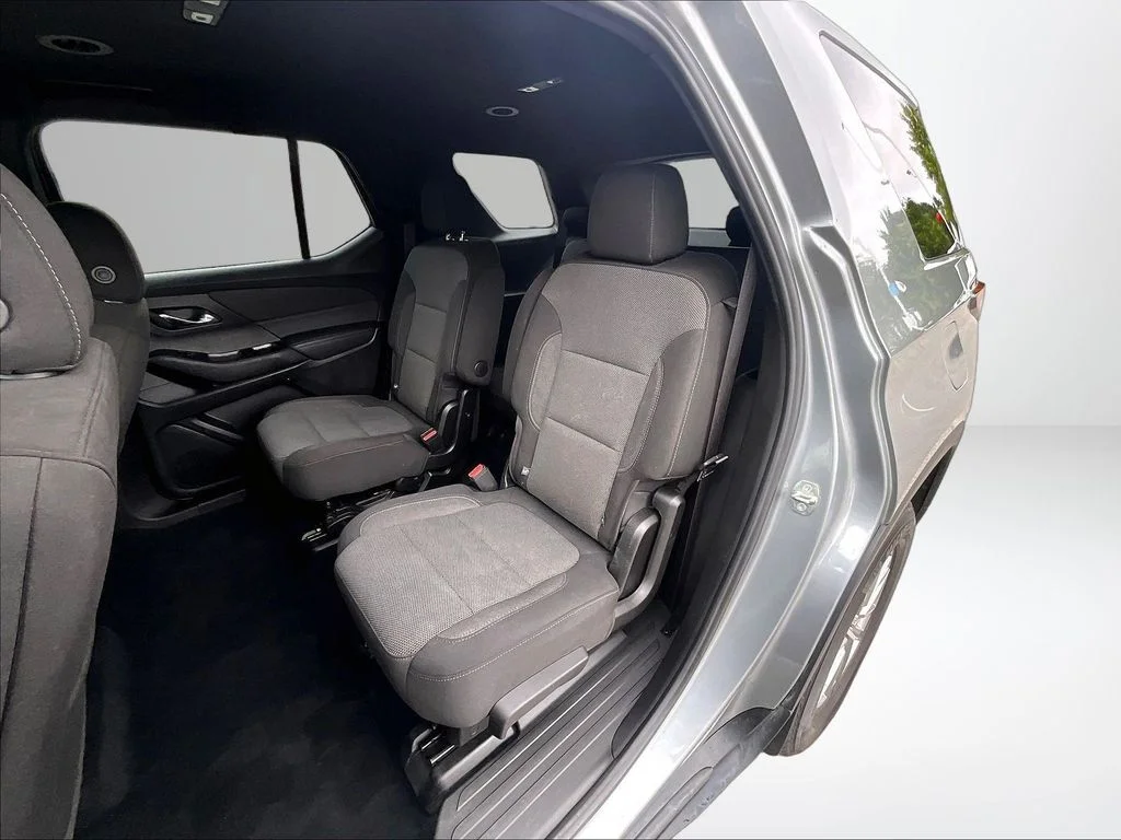 Used 2023 Gray Chevrolet LT image 27