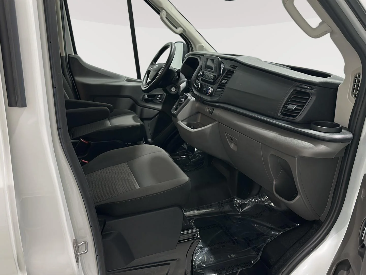 Used 2024 Oxford White Ford  image 21
