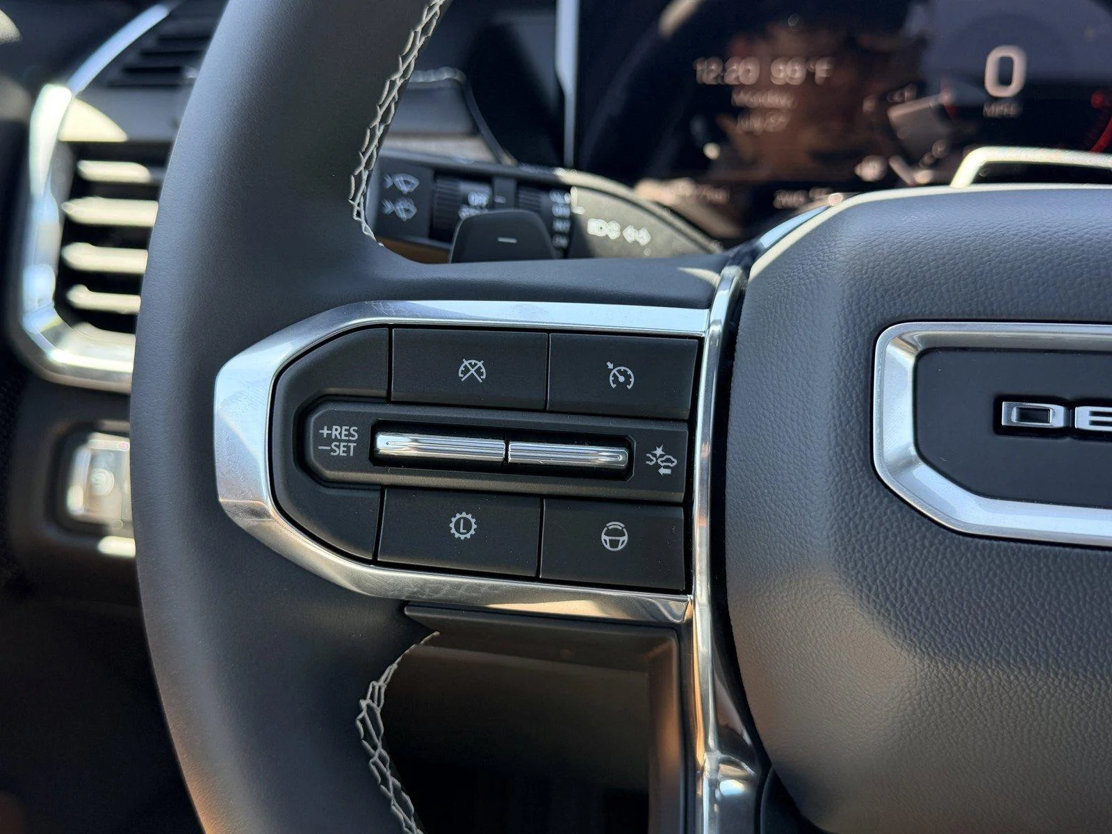 New 2026 Glacier White Tricoat GMC Denali Ultimate image 24