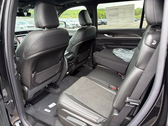 New 2026 Black Jeep Altitude image 7