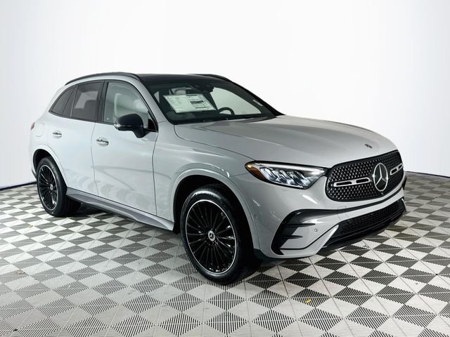 New 2027 MANUFAKTUR Alpine Grey Mercedes-Benz GLC 300 image 1