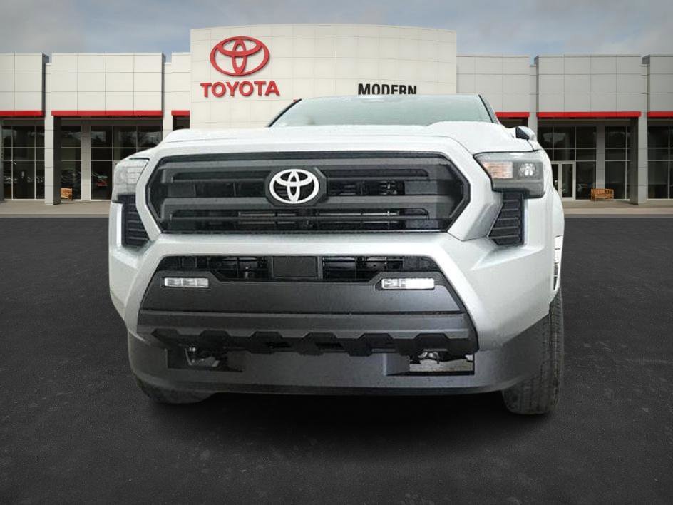 2025 Toyota Tacoma SR5 - Photo 17