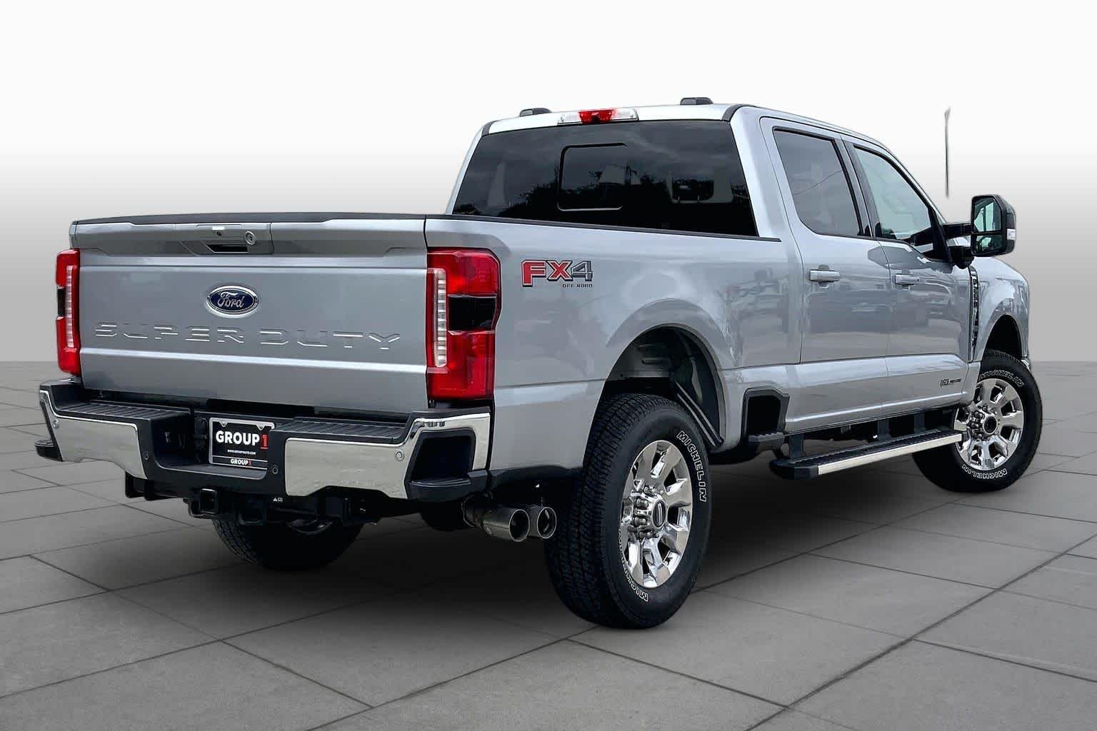 Used 2024 Iconic Silver Metallic Ford F-250 Pickup LARIAT image 13