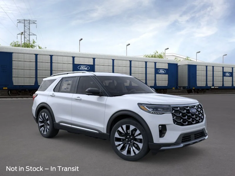2026 Ford Explorer Platinum 4WD's photo