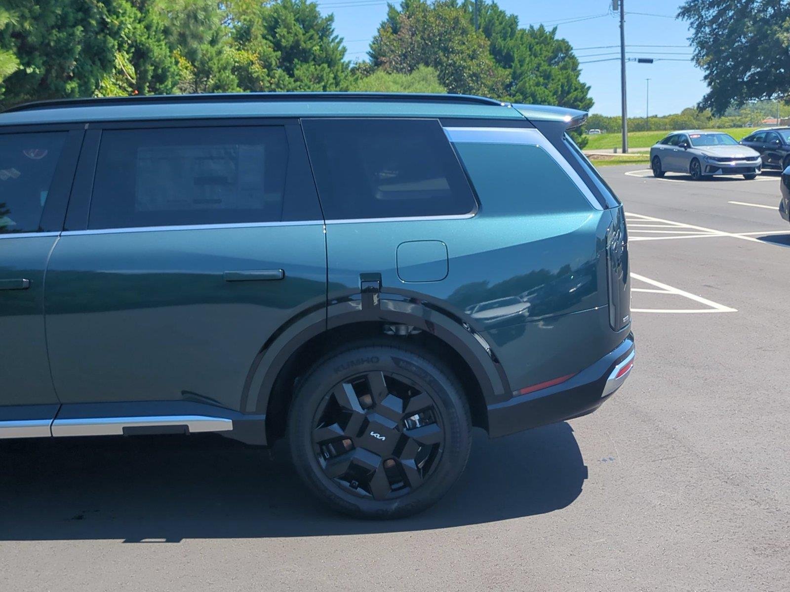 New 2027 Black Jade Green Kia SX-Prestige image 11